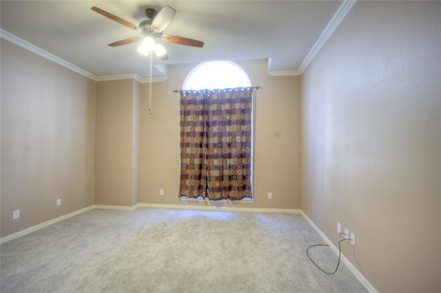 Building Photo - 1221 Greenway Dr