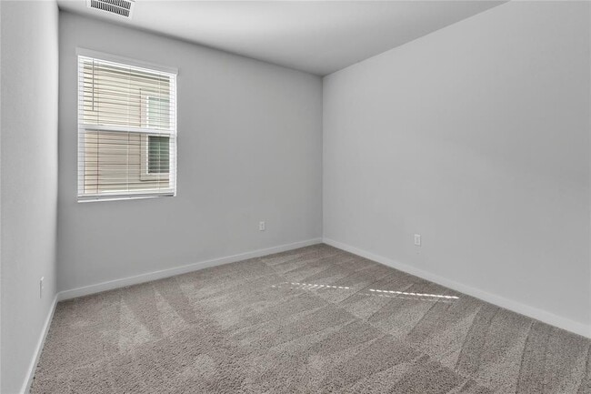 Building Photo - 1203 Showbox St