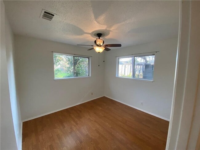 Building Photo - 8309 Hathaway Dr