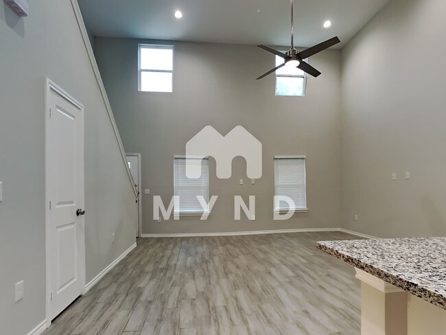 Building Photo - 14986 Bonham Ln