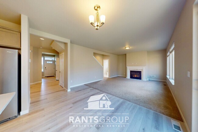 Building Photo - Modern 3-Bed Home in Steilacoom Ridge w/ AC, Fenced Yard and Easy Commute to JBLM!