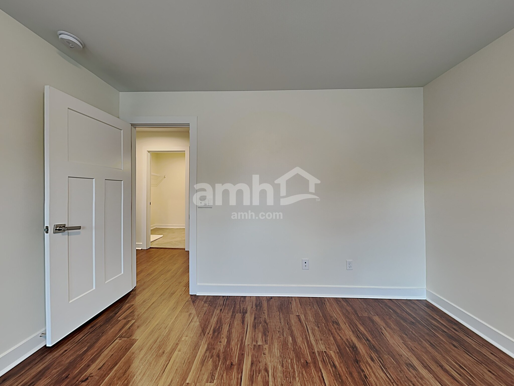 Building Photo - 136 Thames Valley Dr