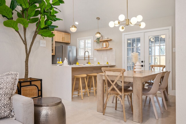 Building Photo - 2947 High Plains Dr