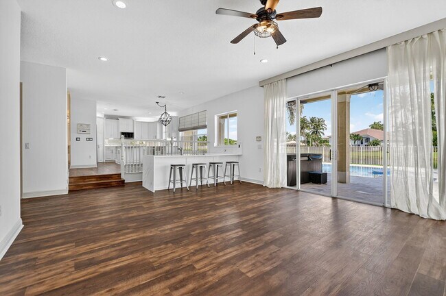 Building Photo - 9551 Barletta Winds Point