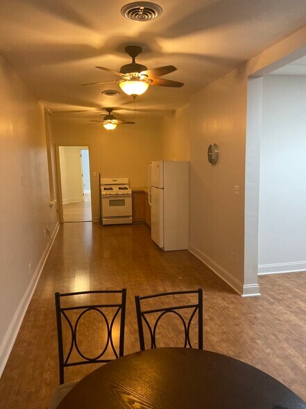 Building Photo - 312 N Washington Ave