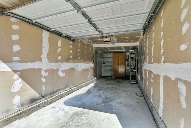 Building Photo - Charming Martinez 1bed / 1bath