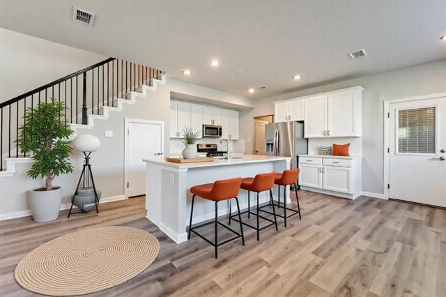 Building Photo - 4106 Ranchero Dr