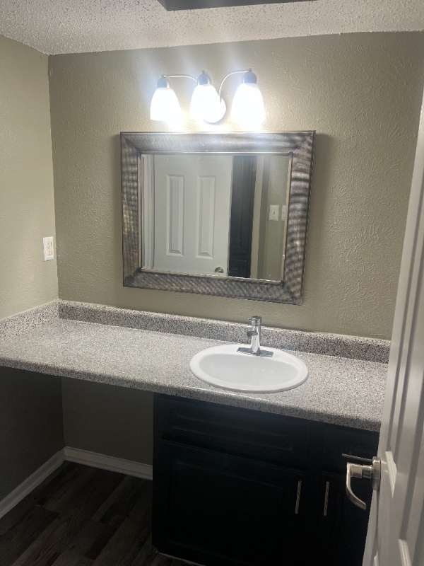 Building Photo - 531 Bedford Rd