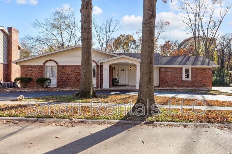 Building Photo - 12958 Ambois Dr