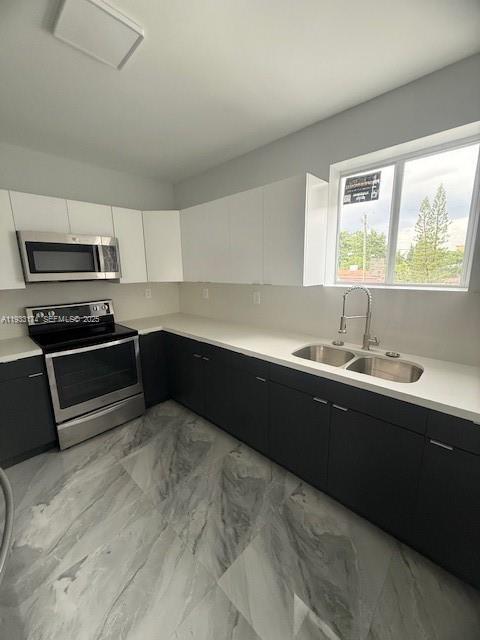 Building Photo - 166 NE 70th St