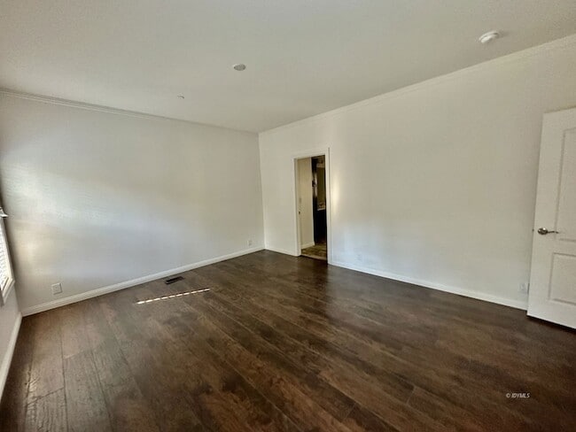 Building Photo - 54327 Pine Crest Ave