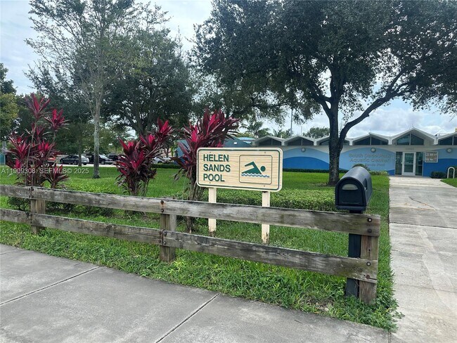 Building Photo - 27850 SW 164th Ct