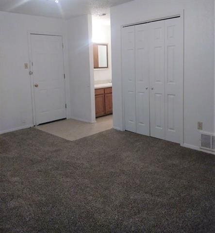 Building Photo - 717 Windcrest Dr