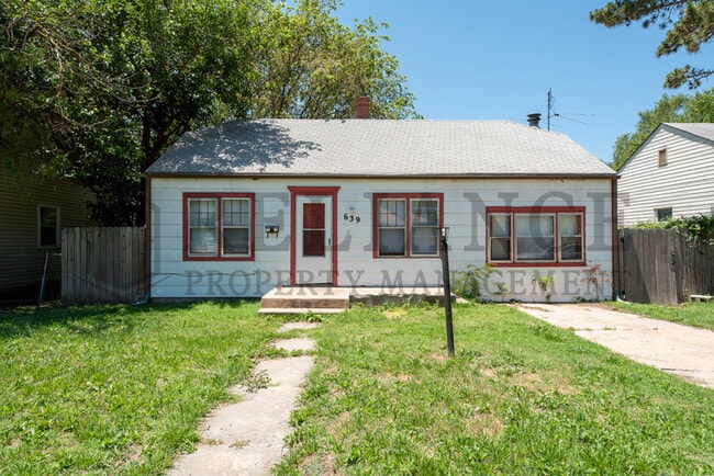 Primary Photo - 639 Harding St