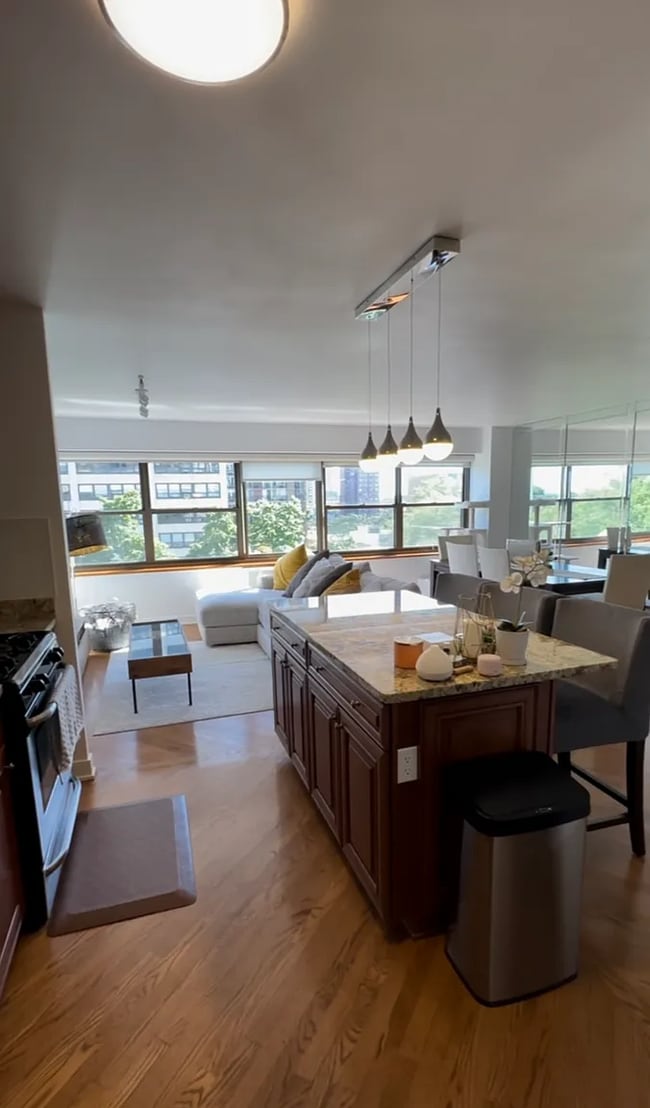 Building Photo - 4200 N Marine Dr