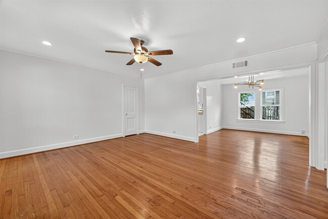 Building Photo - 2328 McClendon St