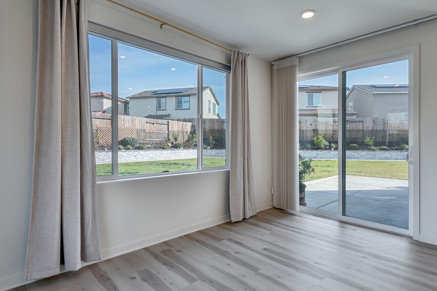 Building Photo - 4522 Drowsy Water Way