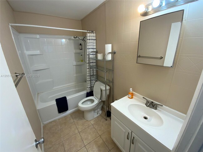Building Photo - 2215 NW 59th Ave