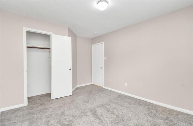 Building Photo - 12923 Abide Dr