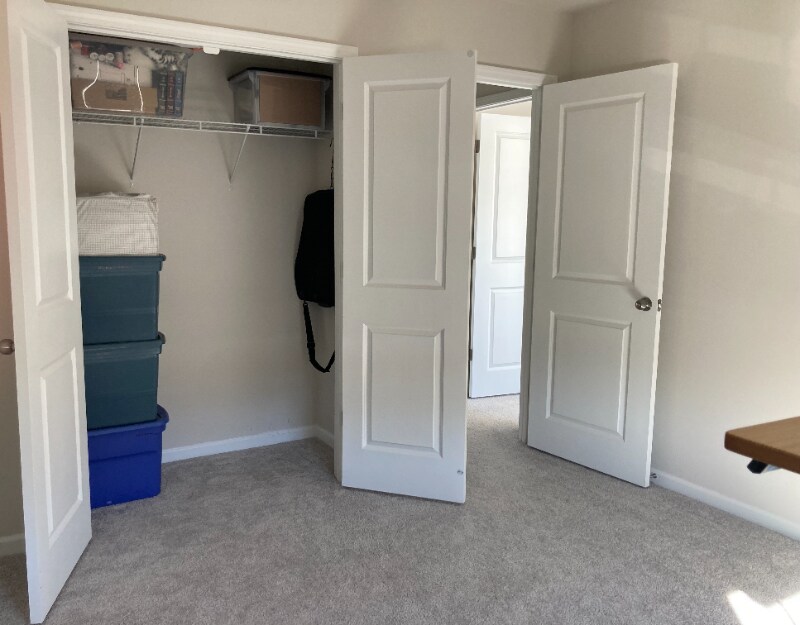 Building Photo - 12 Twiggs Ln