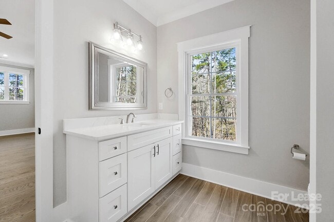 Building Photo - 154 Fox Hunt Dr