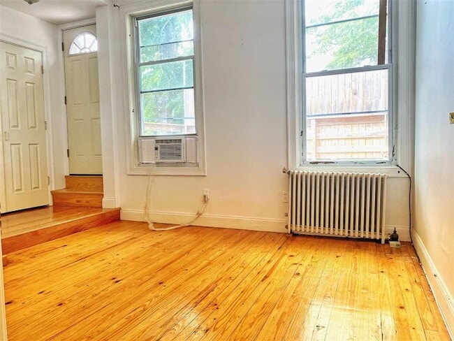 Building Photo - 218 Newark Ave