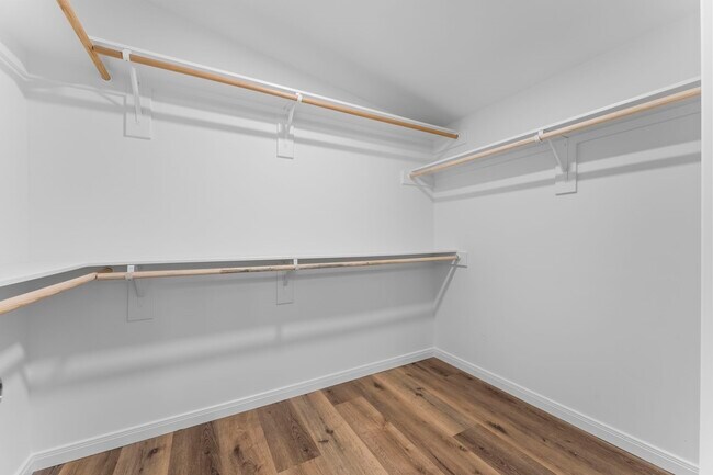 Building Photo - 1507 N Durham Dr