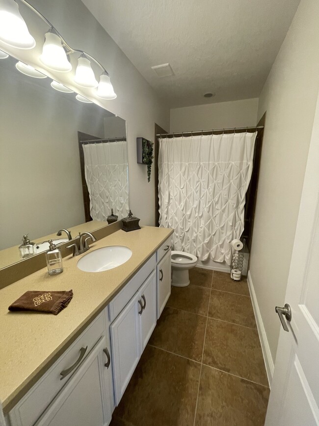 Building Photo - Arrivas Village Home with Gorgeous Soria F...