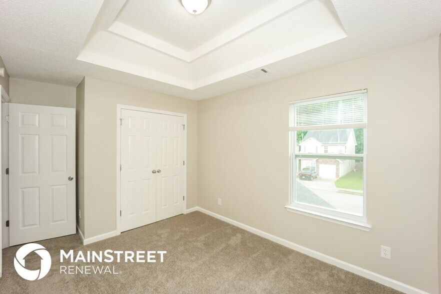 Building Photo - 358 Haverhill Ln