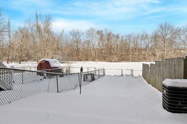 Building Photo - Available Now, Recently Renovated 3BD/1BA Twin in Downingtown Borough!