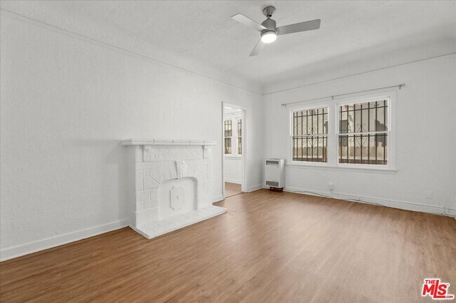 Building Photo - 630 Cochran Ave