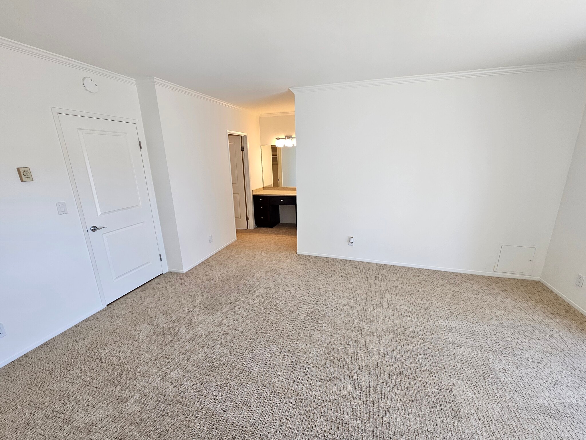 Primary bedroom & vanity - 1200 Opal St