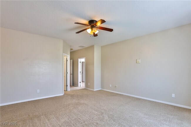 Building Photo - 2687 Bothwell Pl
