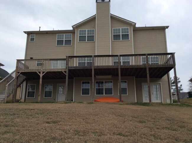 Building Photo - 136 Rendition Dr
