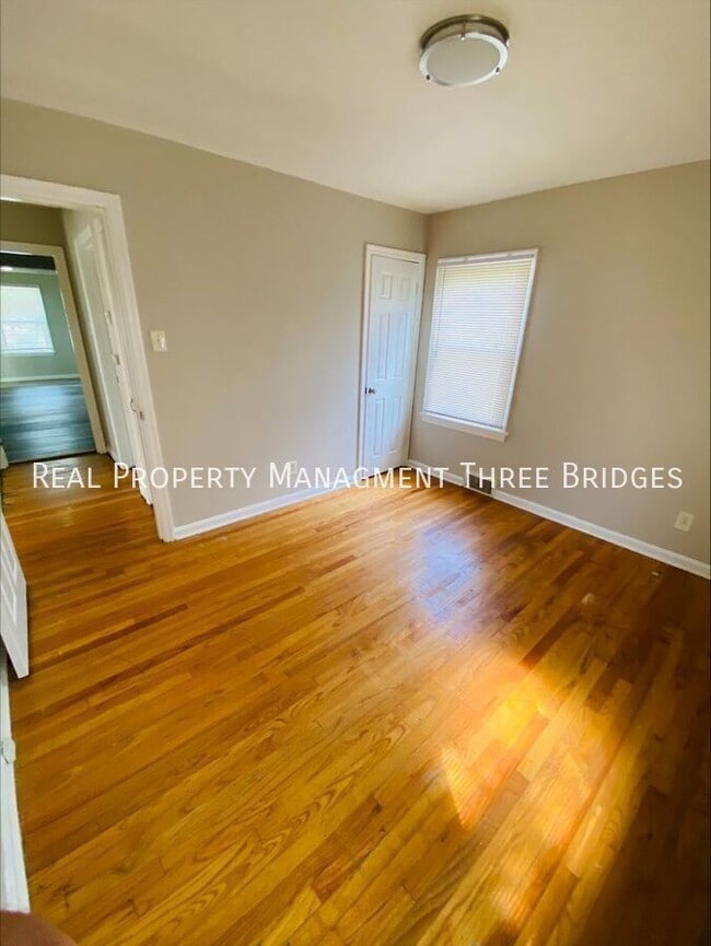 Building Photo - 6156 Wulff Dr