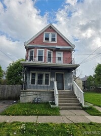Building Photo - 67 Moeller St