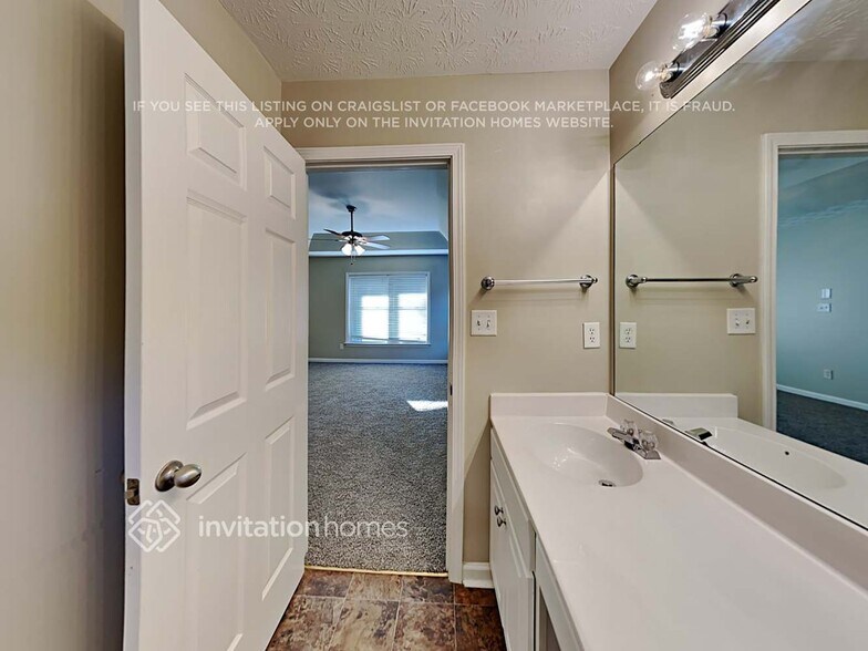 Building Photo - 522 Pecan Creek Way