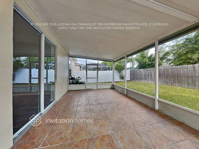 Building Photo - 10332 Goldenbrook Way