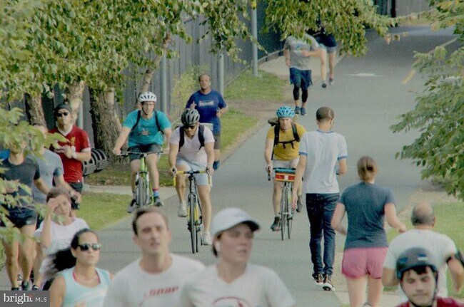 Building Photo - 139 N 23rd St