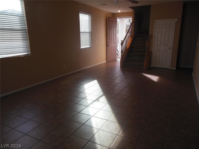 Building Photo - 6218 Desert Lavender Ave