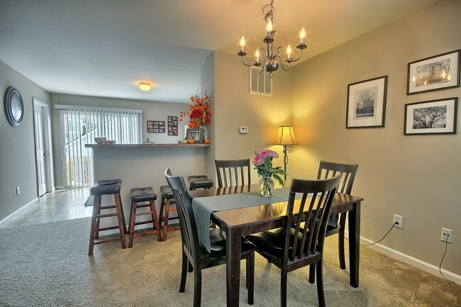 Building Photo - 7494 Sancus Blvd