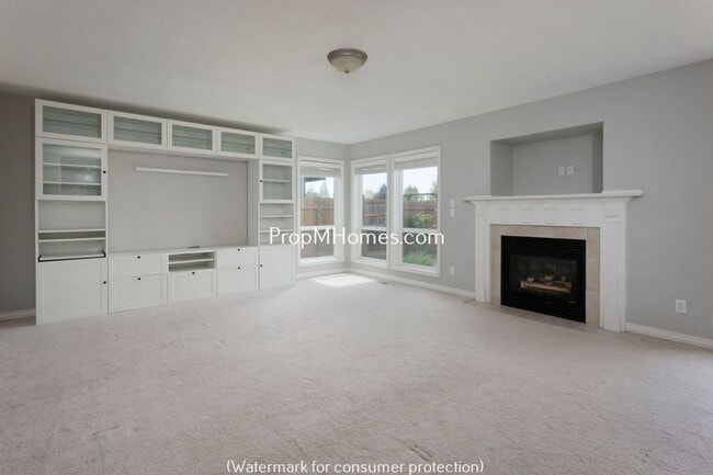 Building Photo - Charming Four Bedroom Bethany Home w/ Fully Fenced Yard!