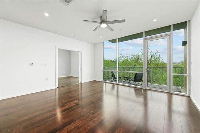 Building Photo - 1600 Barton Springs Rd