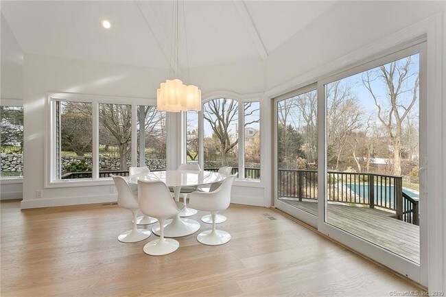 Building Photo - 37 Burnham Hill