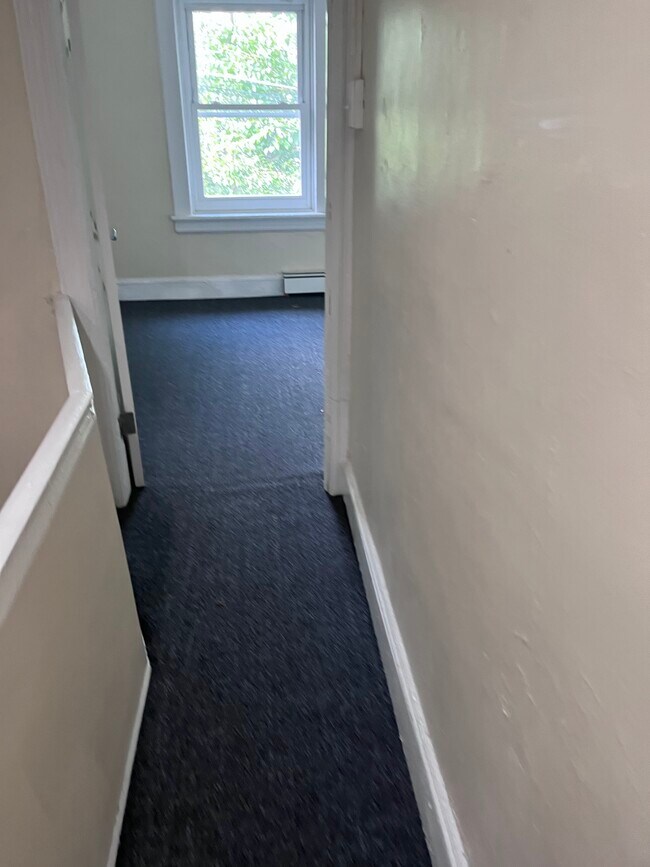 Building Photo - 3 Monmouth Pl