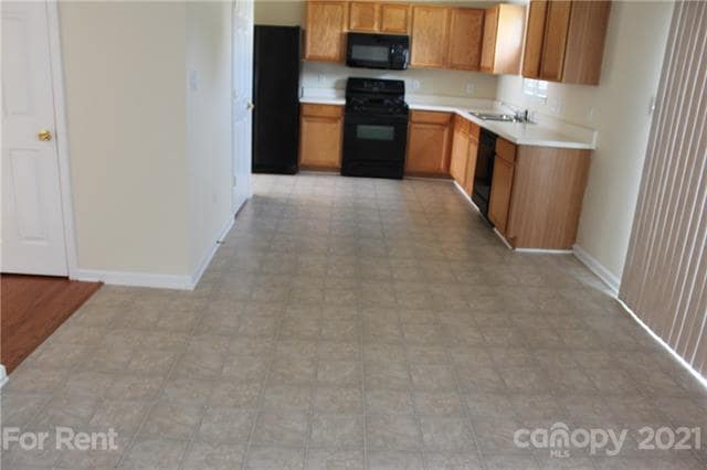 Building Photo - 5703 Cardington Ct