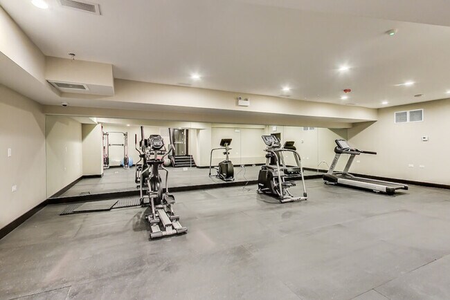 Building Photo - Brand New Studio Apartments in Uptown