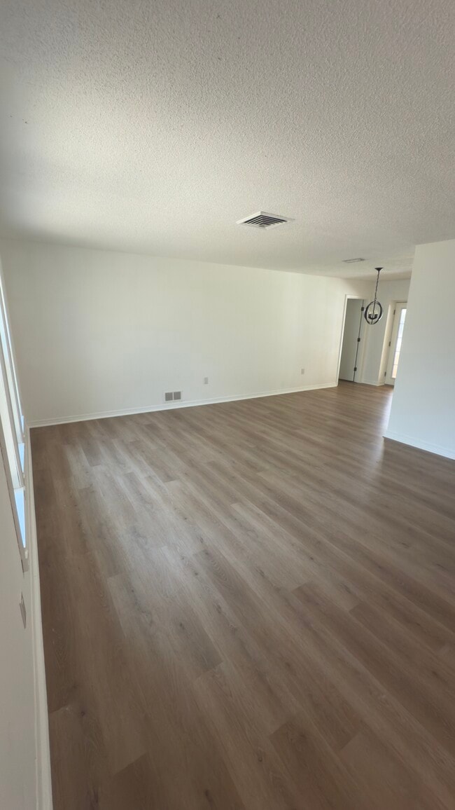 Building Photo - 4108 Prescott St