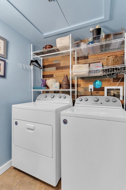 Building Photo - 1656 Herault Pl