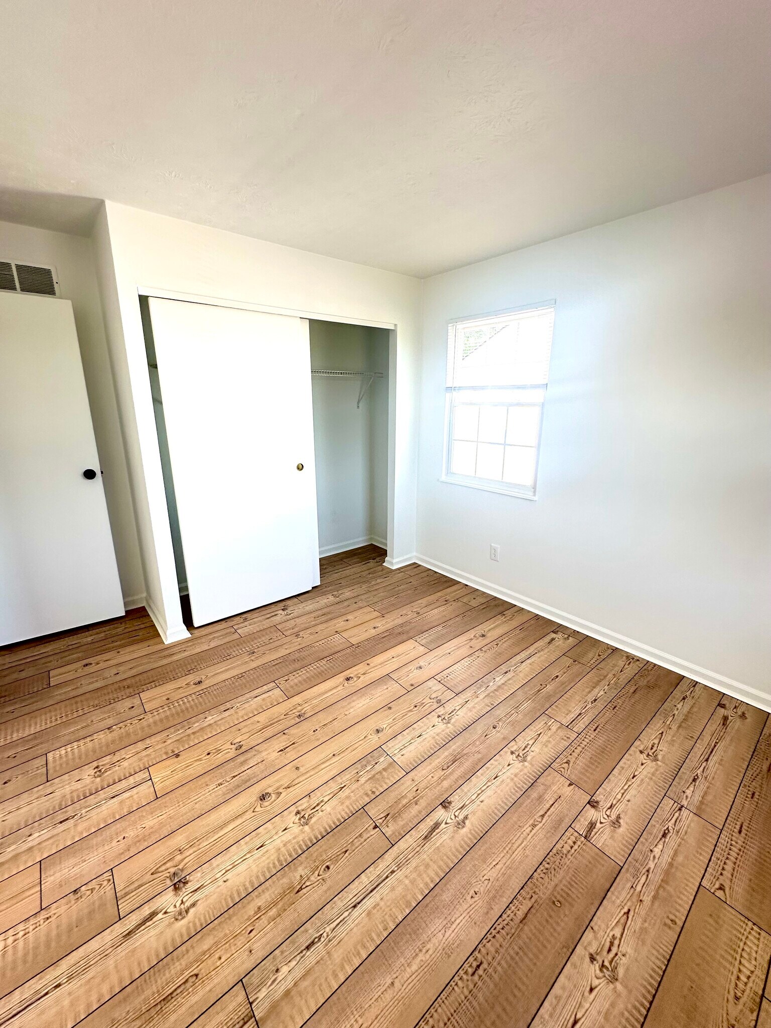 Building Photo - 7614 Pons Ln